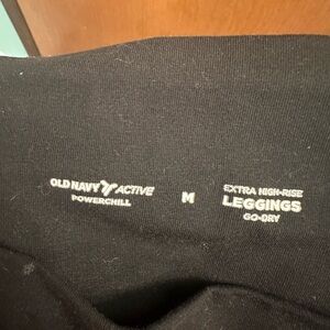 Old Navy Black Extra High-Rise Leggings AM